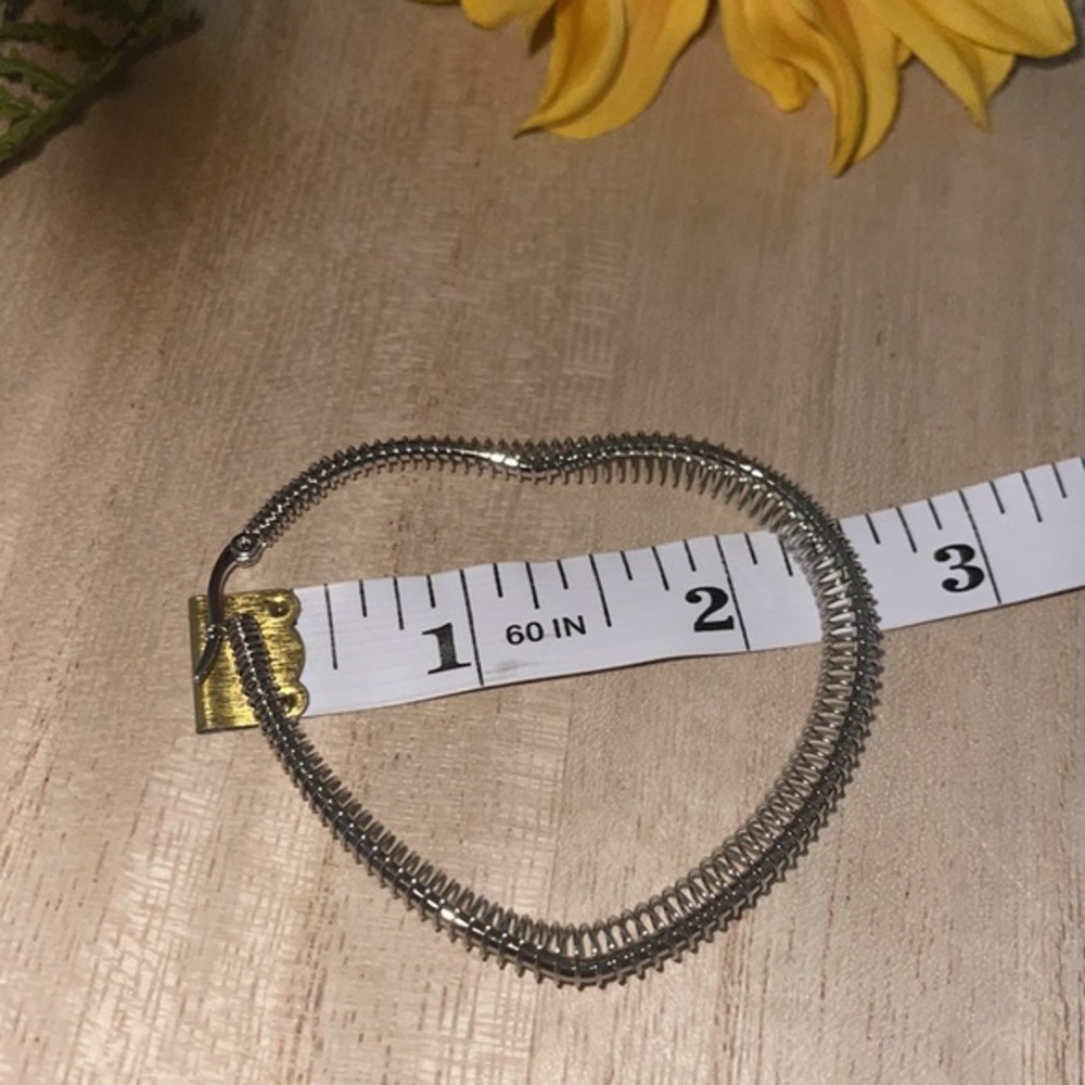 STAINLESS STEEL HEART SPRING‎ 60MM CLOSURE RING - Picture 6 of 7